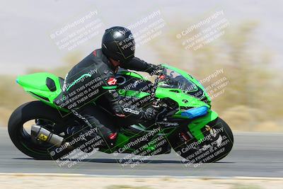 media/Mar-28-2022-Superbike Trackdays (Mon) [[b8603d0f67]]/Open Track Time/Turn 3 Inside/